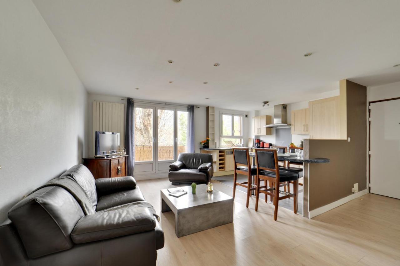 Chic Apart With Parking Apartment Saint-Denis  Exterior photo